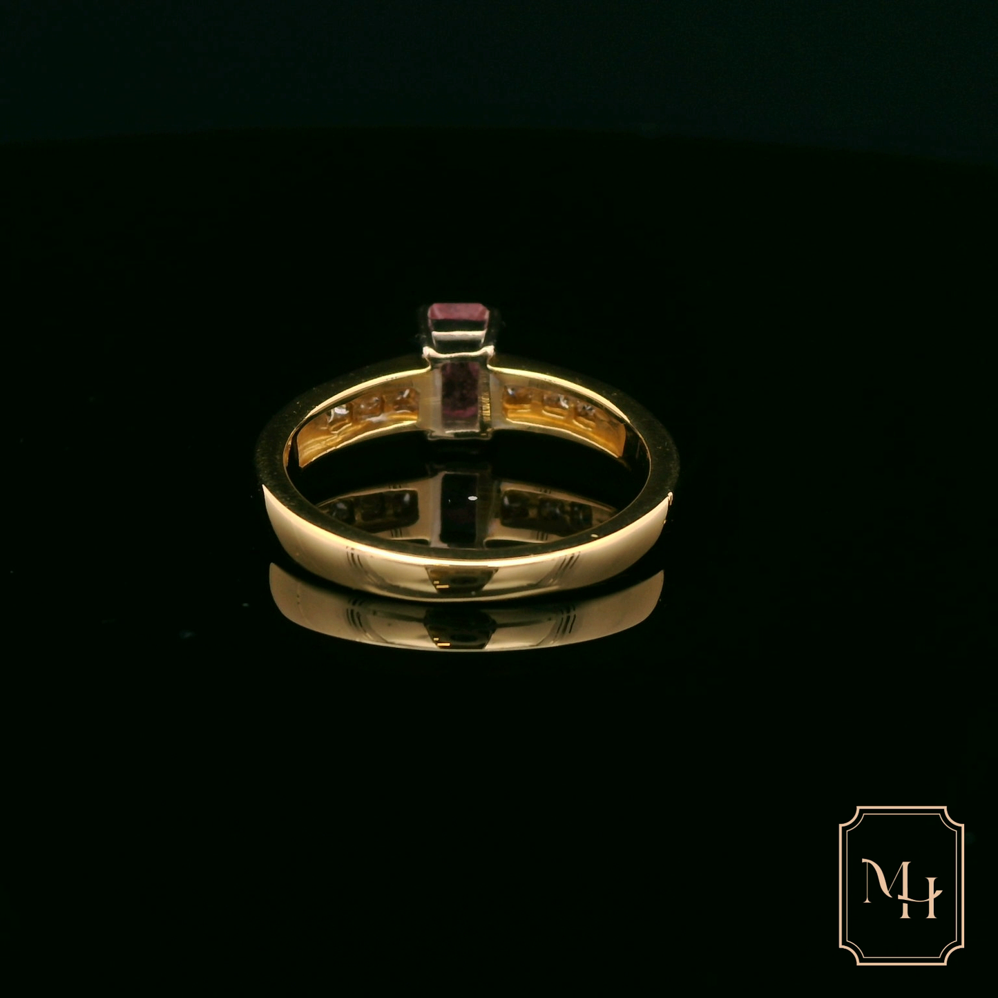 Pink Sapphire Solitare Ring with Diamond Set Shoulders