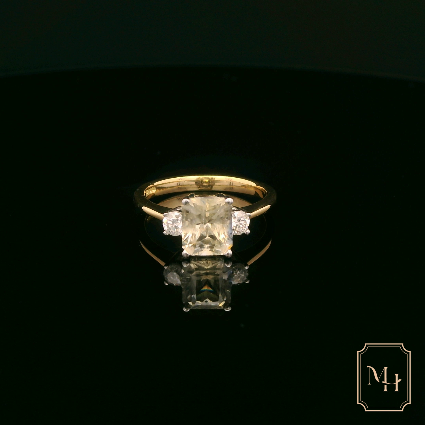 Yellow Sapphire & Diamond Ring
