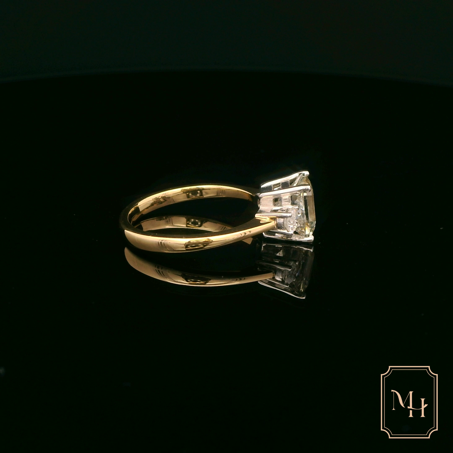 Yellow Sapphire & Diamond Ring
