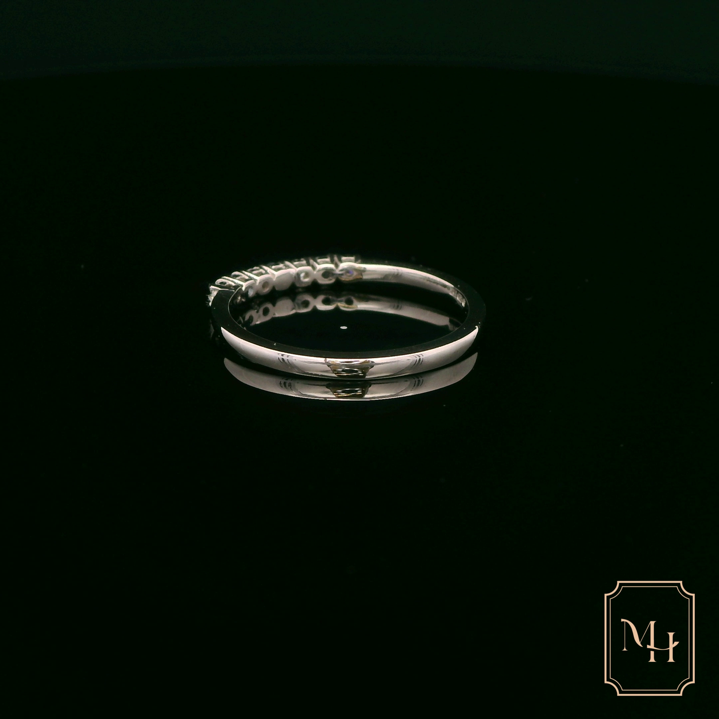 Aquamarine & Diamond White Gold Ring
