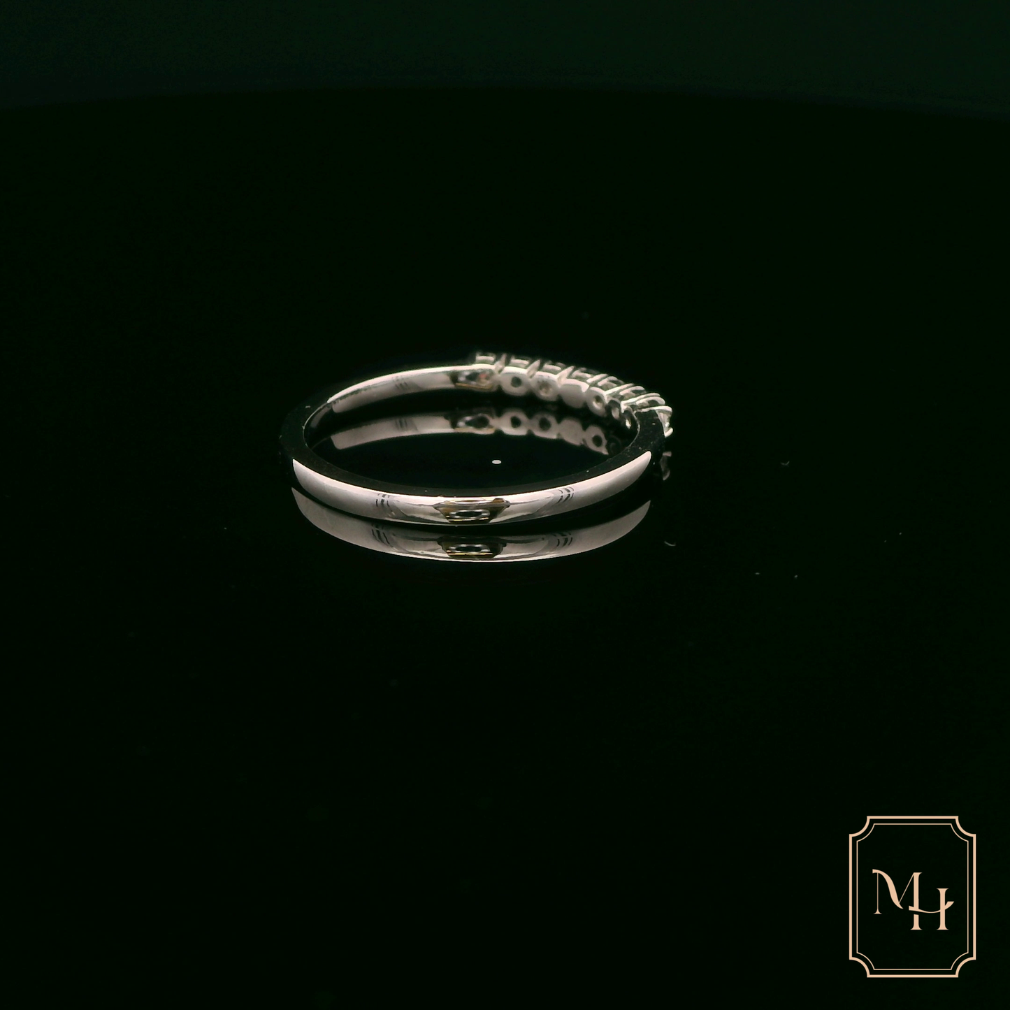 Aquamarine & Diamond White Gold Ring