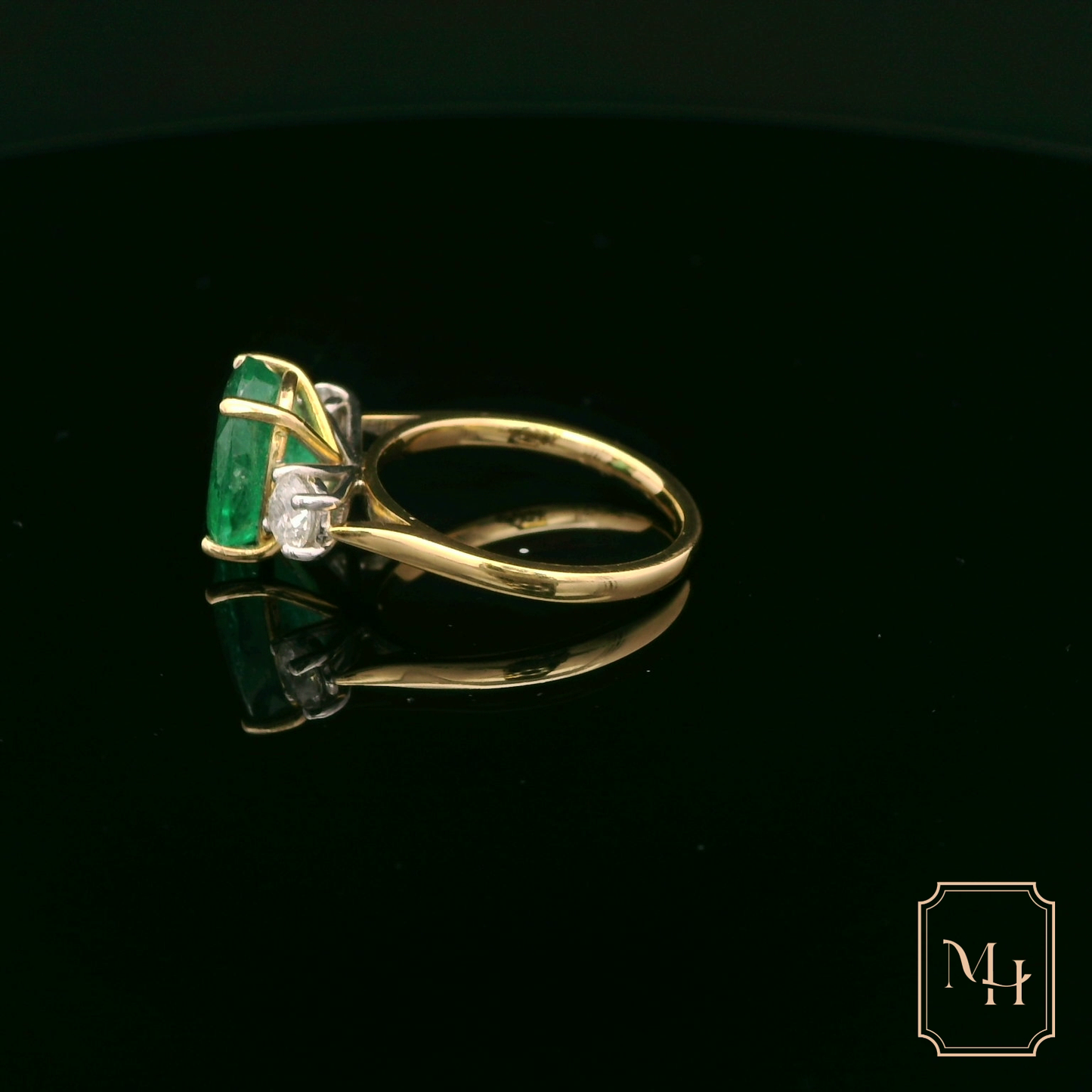 Oval-Cut Emerald & Diamond Ring