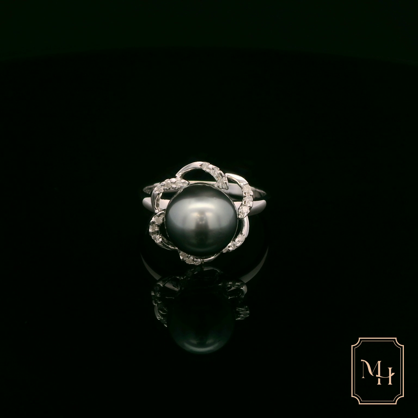 Pearl & Diamond Ring
