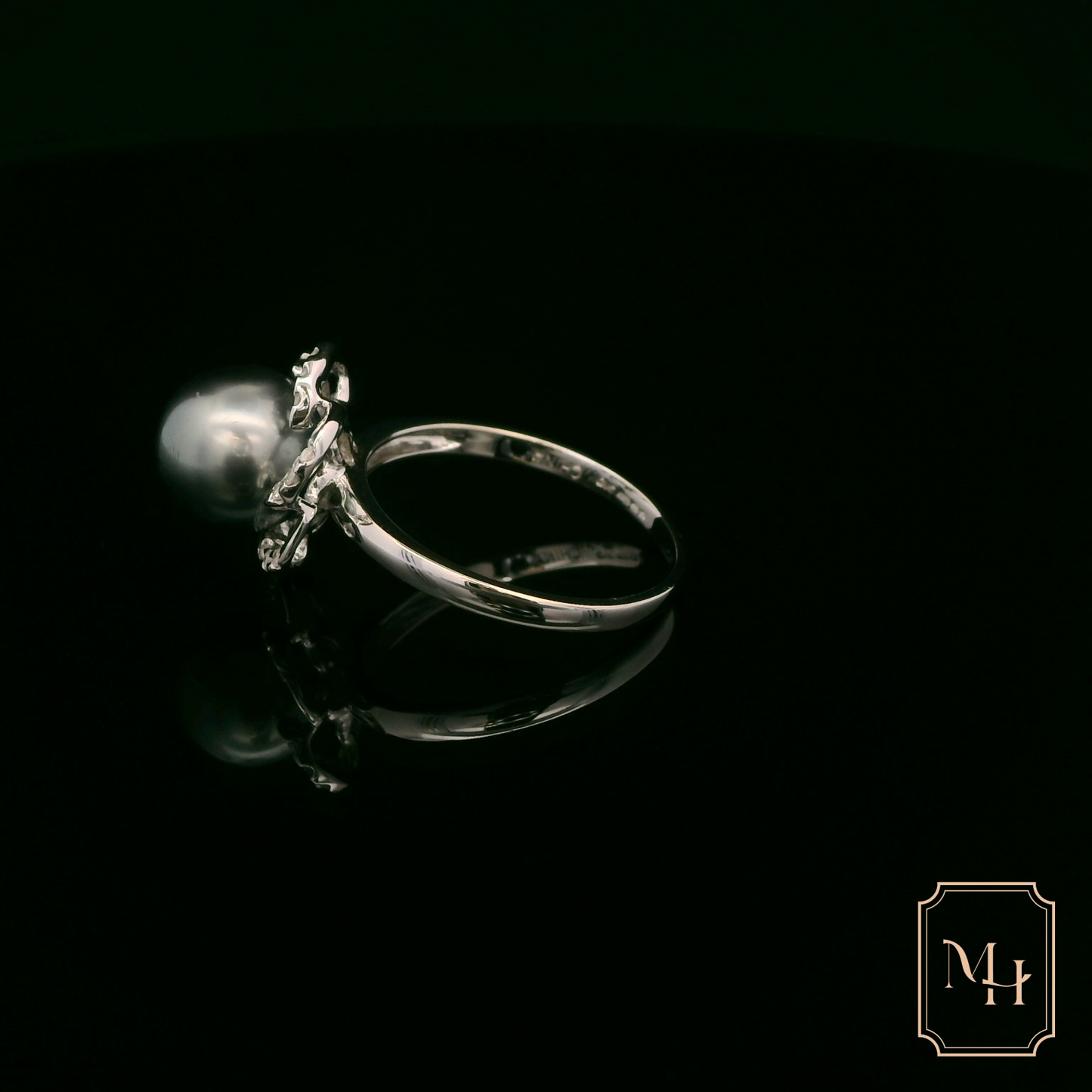 Pearl & Diamond Ring