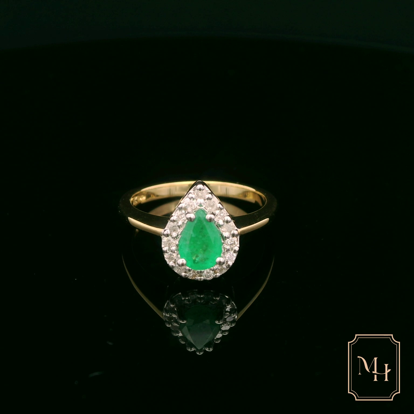 Emerald & Diamond Pear-Shaped Ring