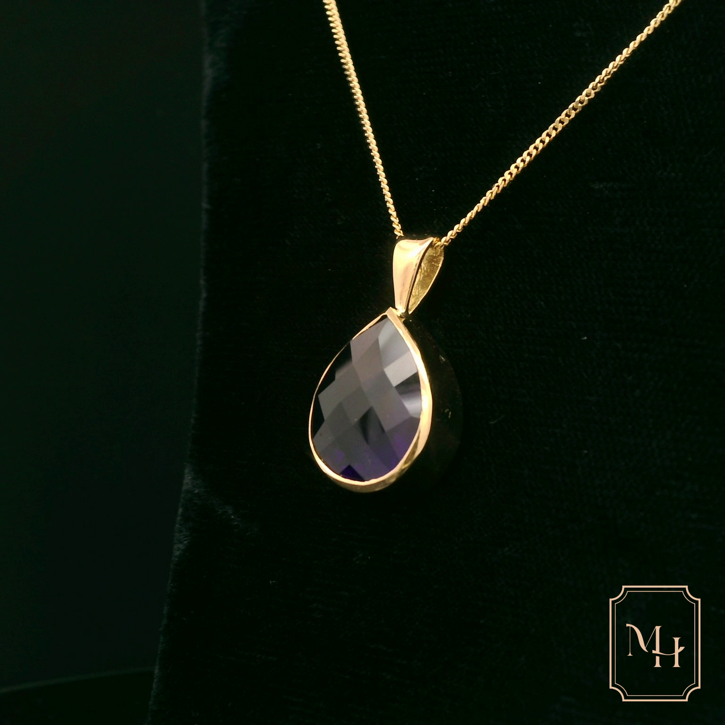 Elegant Purple Gemstone Pendant