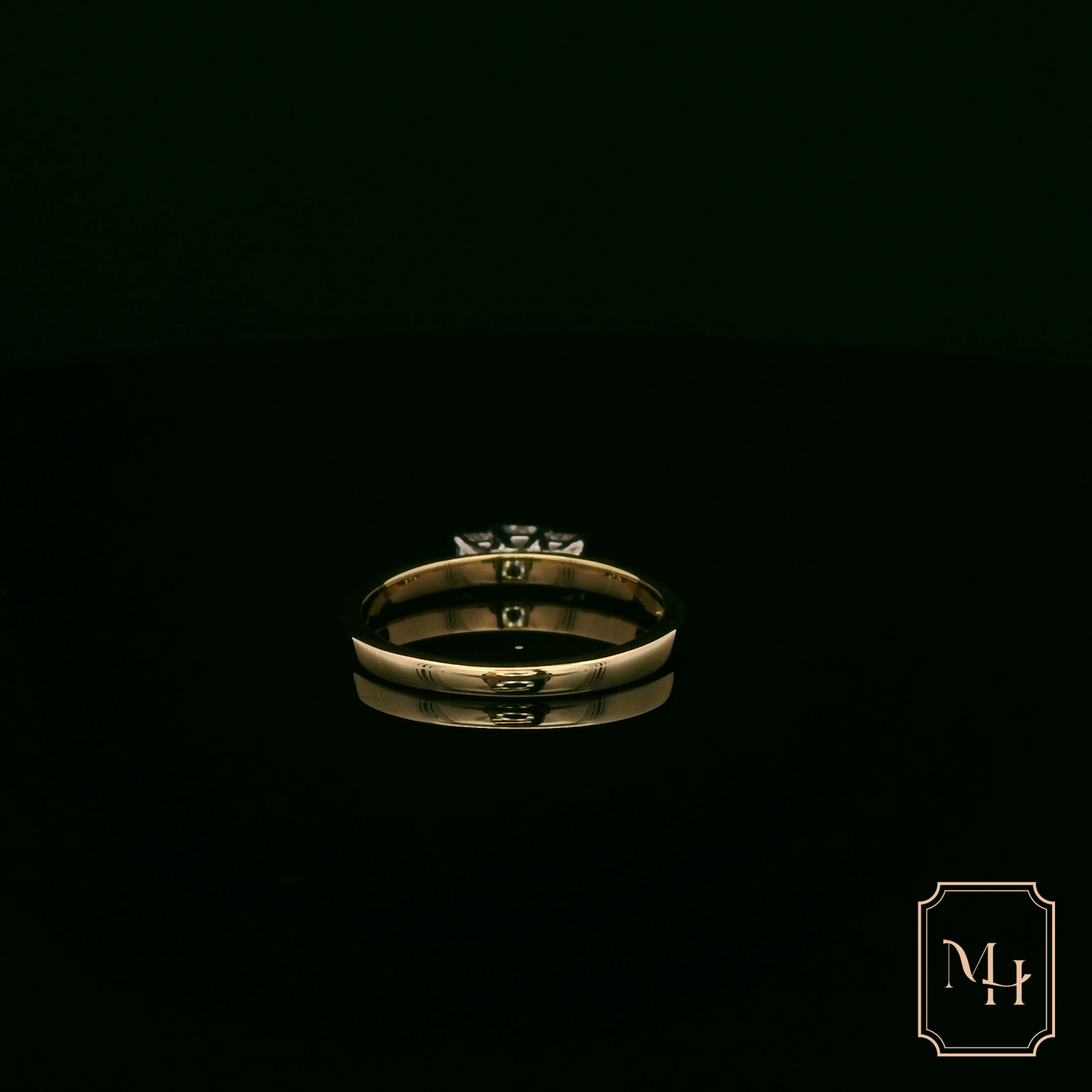 Triple-Headed Diamond Ring