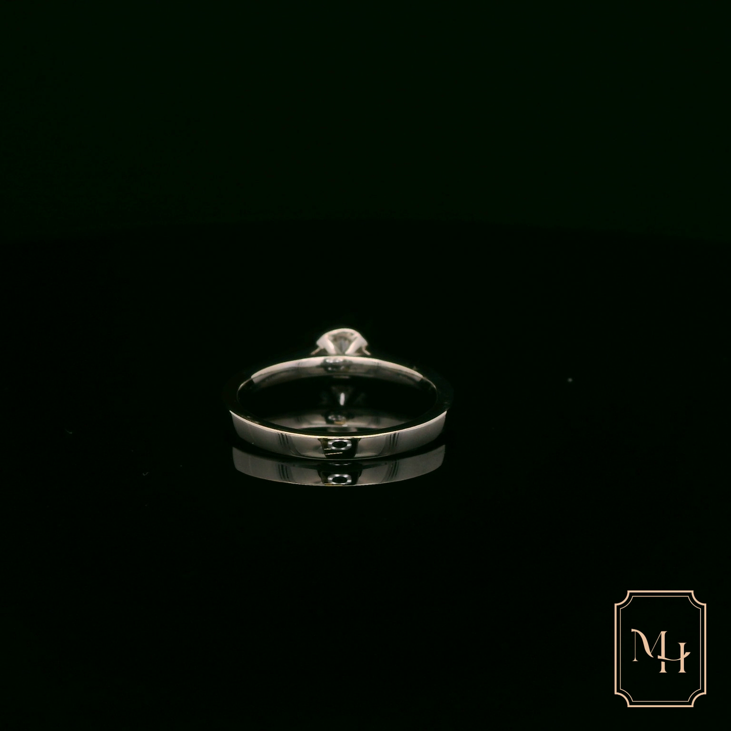 Solitaire-Diamond Ring