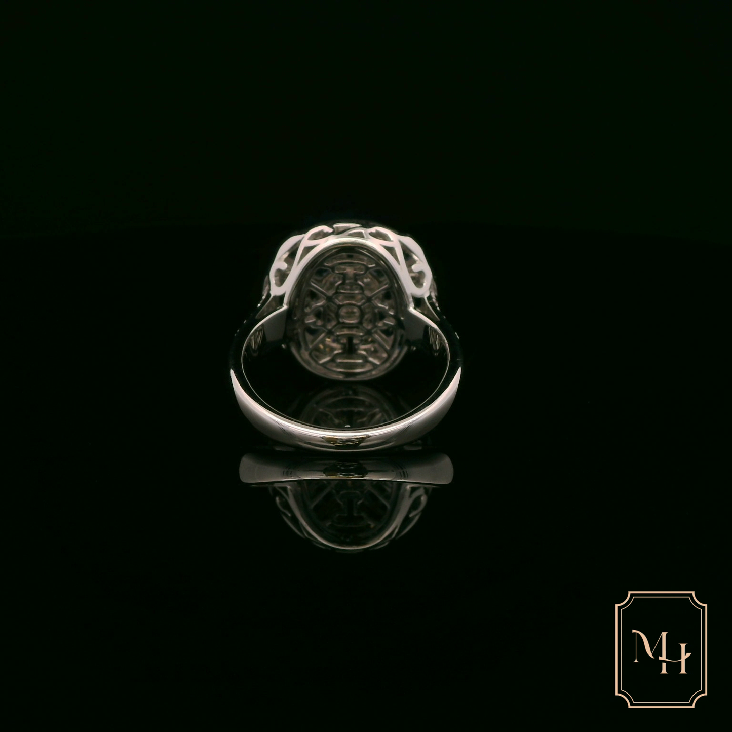Sapphire & Diamond Shielded Ring
