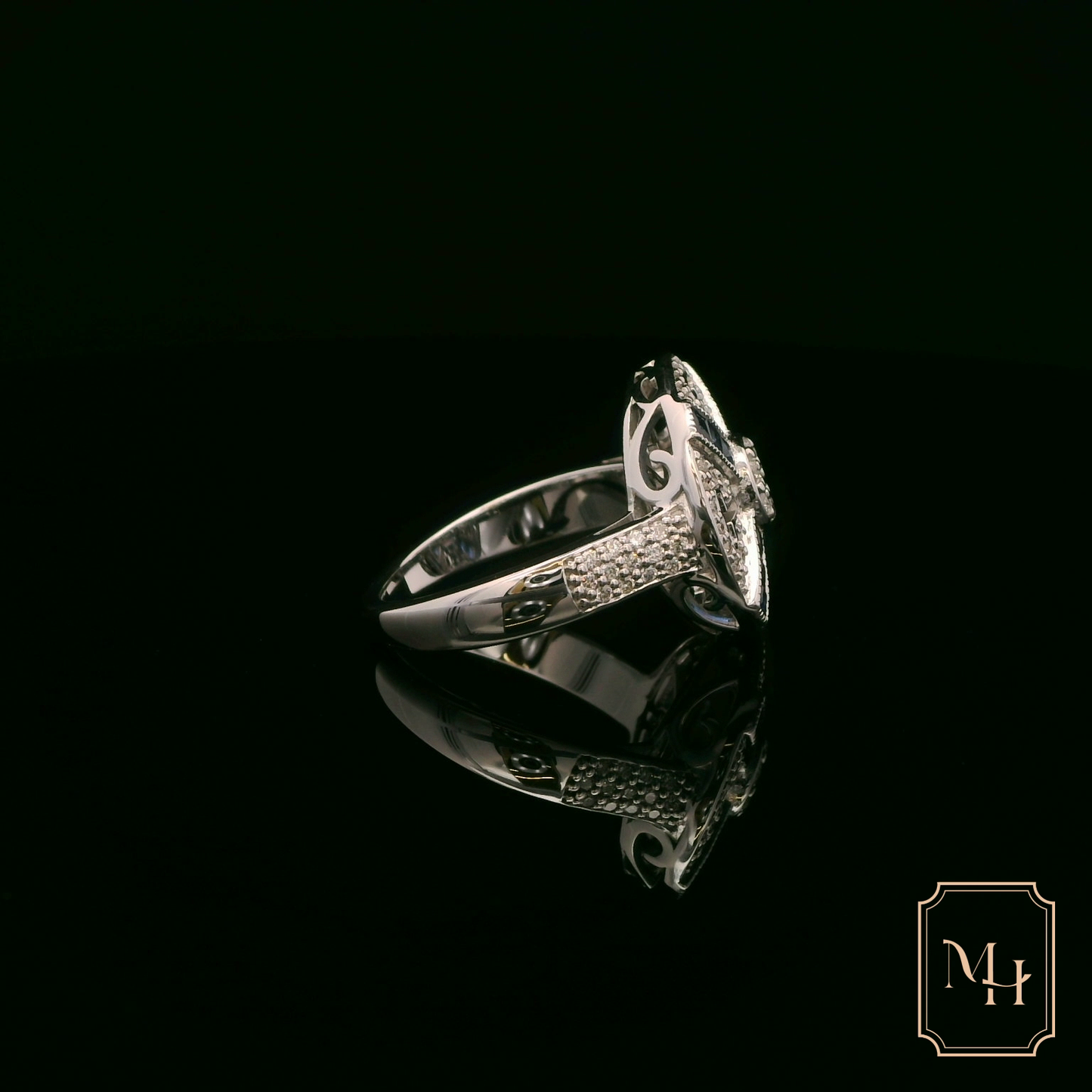 Sapphire & Diamond Shielded Ring