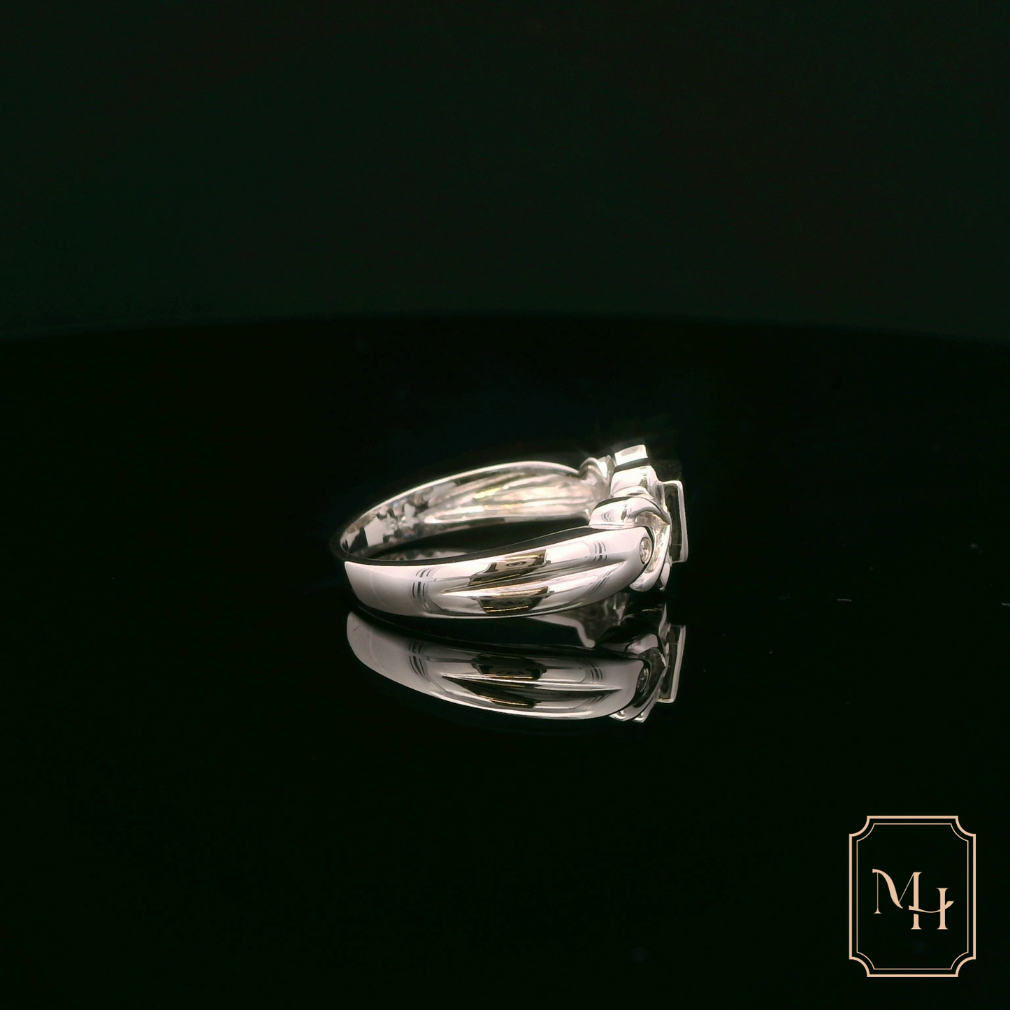 Royal Sapphire Diamond Ring