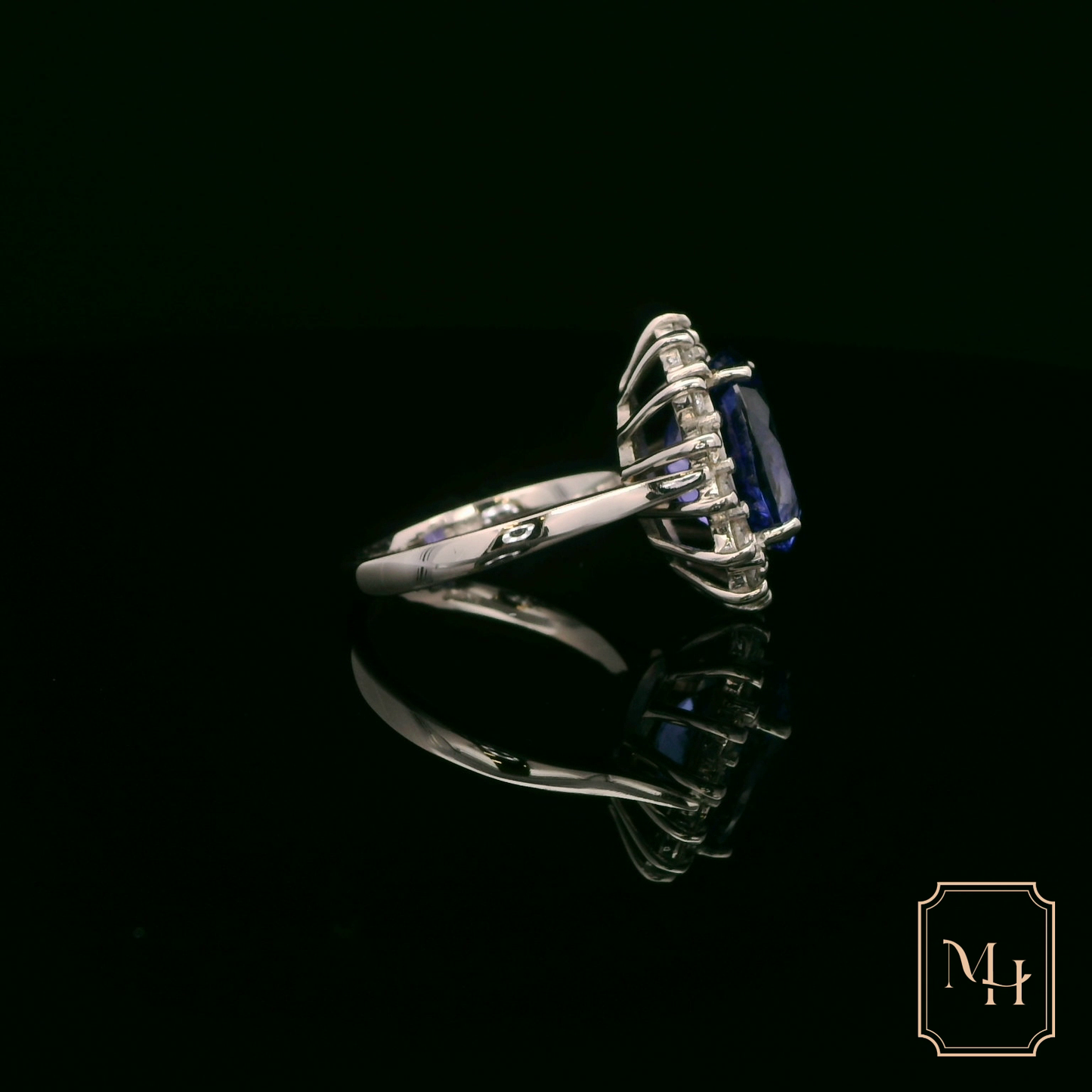 Oval Tanzanite & Diamond Cluster Ring