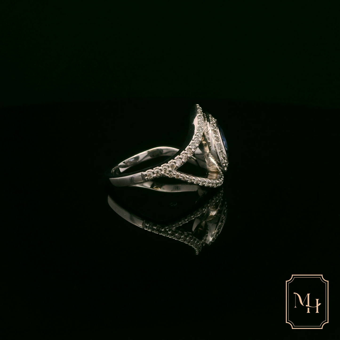 Tanzanite & Diamond Spiral Ring