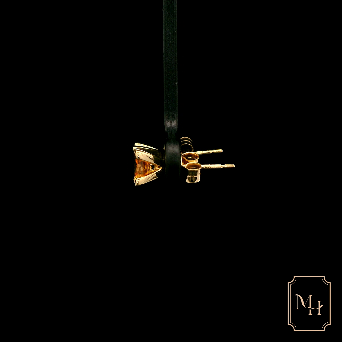 Four-Claw Orange Sapphire Stud Earrings