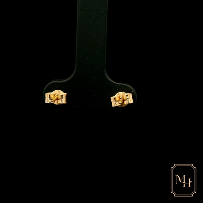 Four-Claw Orange Sapphire Stud Earrings