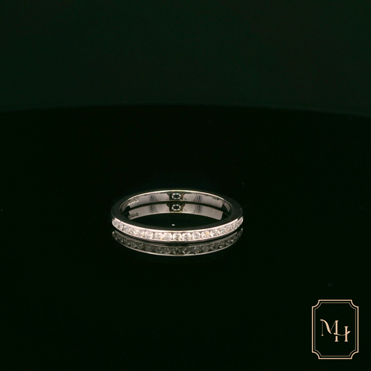 Single-Row Diamond Ring