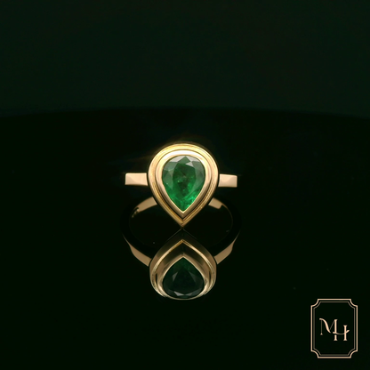 Emerald Pear-Shaped Ring