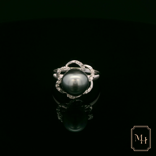 Pearl & Diamond Ring