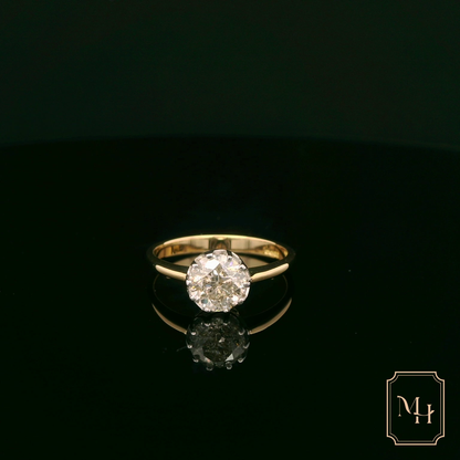 Solitaire-Diamond Engagement Ring