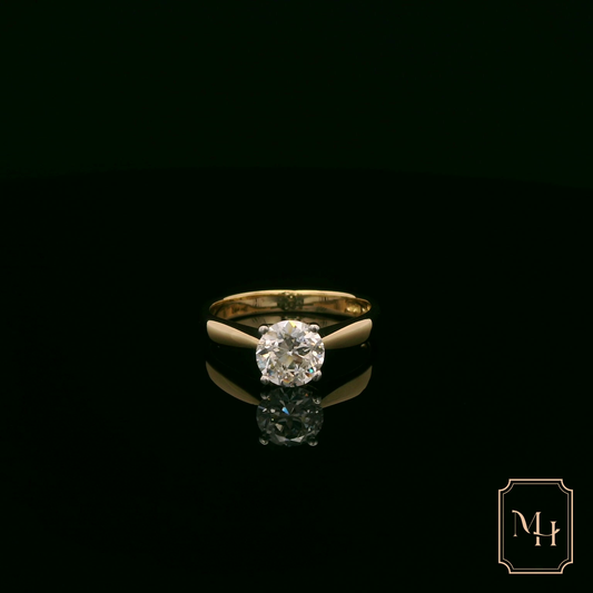 Solitaire-Diamond Engagement Ring
