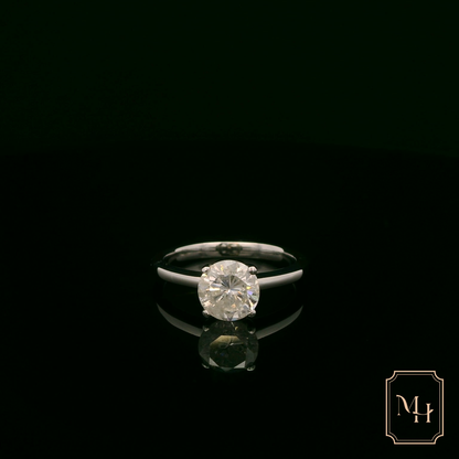 Elegant Diamond Engagement Ring