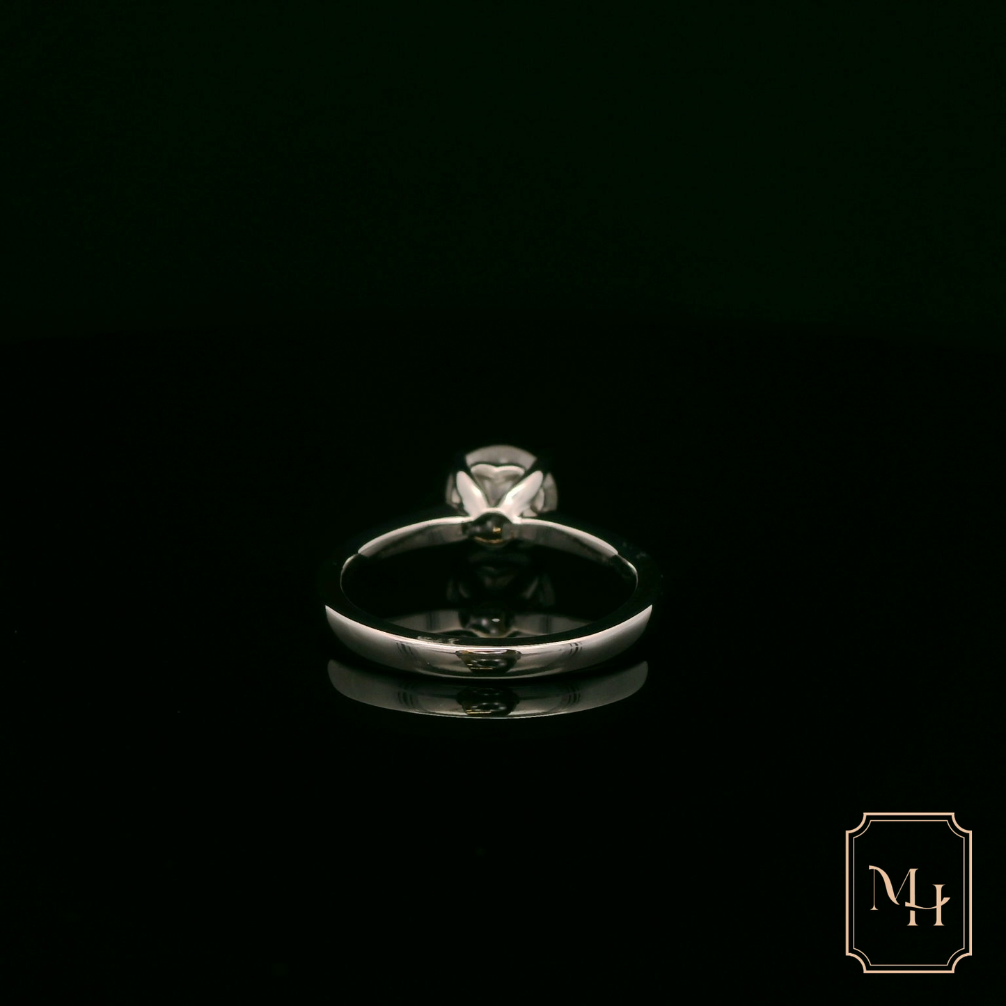 Elegant Diamond Engagement Ring