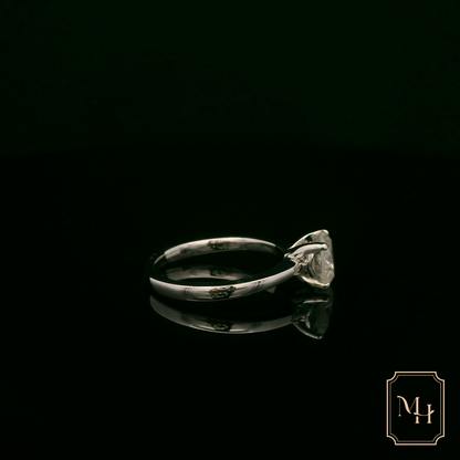 Elegant Diamond Engagement Ring