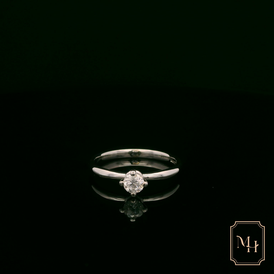 Solitaire-Diamond Ring