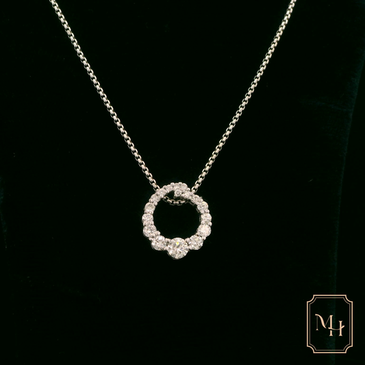 Elegant Silver Pendant Necklace