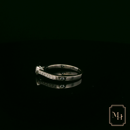 Solitaire-Diamond Ring