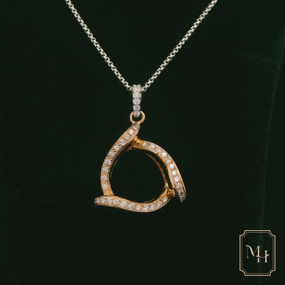 Elegant Gold and Diamond Pendant