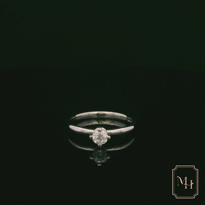 Solitaire-Diamond Ring