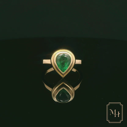 Emerald Pear-Shaped Ring