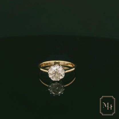 Solitaire-Diamond Engagement Ring