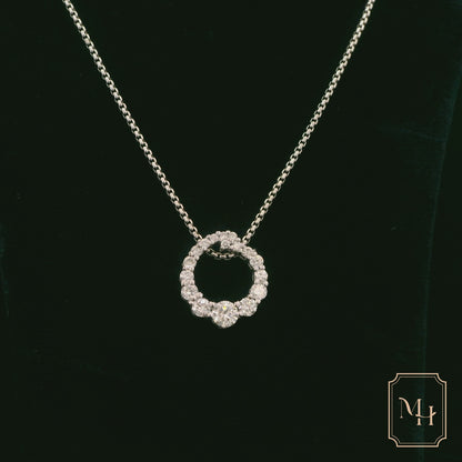 Elegant Silver Pendant Necklace