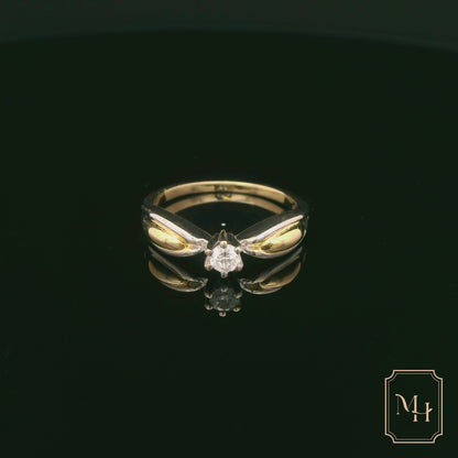 Elegant Diamond Engagement Ring